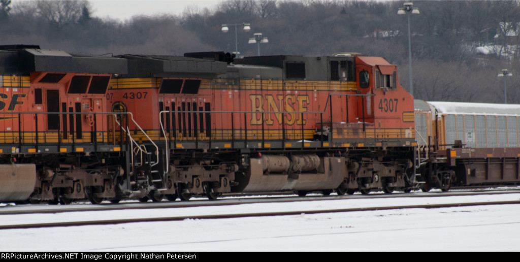 BNSF 4307